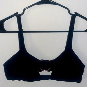 Black ring bikini top